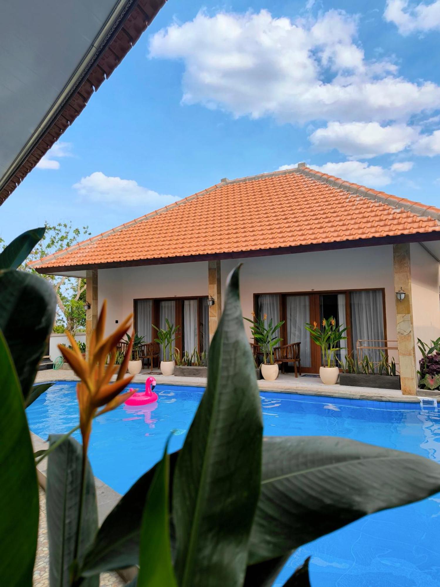 Surya Pandawa Homestay *